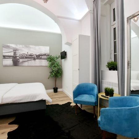 Standard Apartment By Hi5 - Nagysandor Street Budapest Ngoại thất bức ảnh