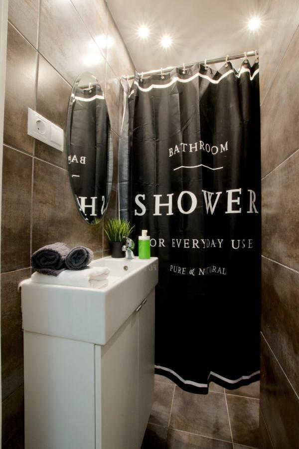 Standard Apartment By Hi5 - Nagysandor Street Budapest Ngoại thất bức ảnh